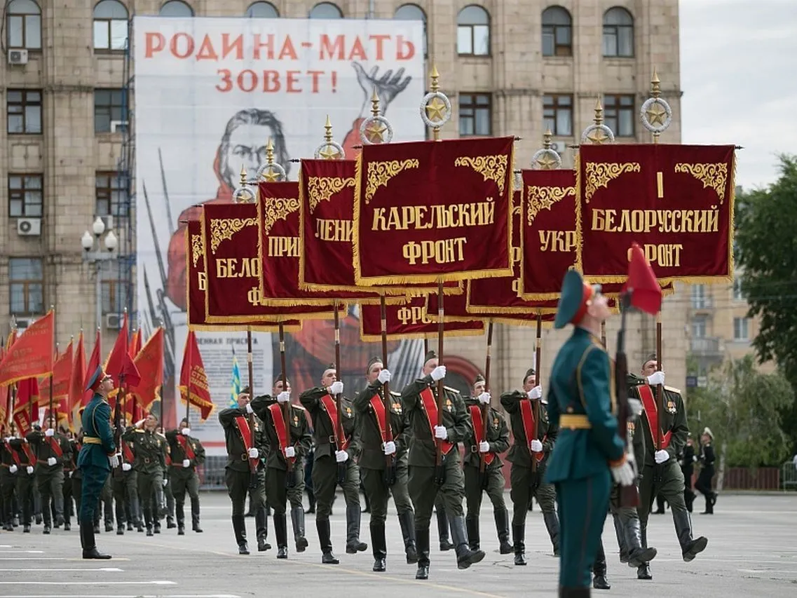 Парад Победы в Волгограде. Фото пресс-службы администрации Волгоградской области