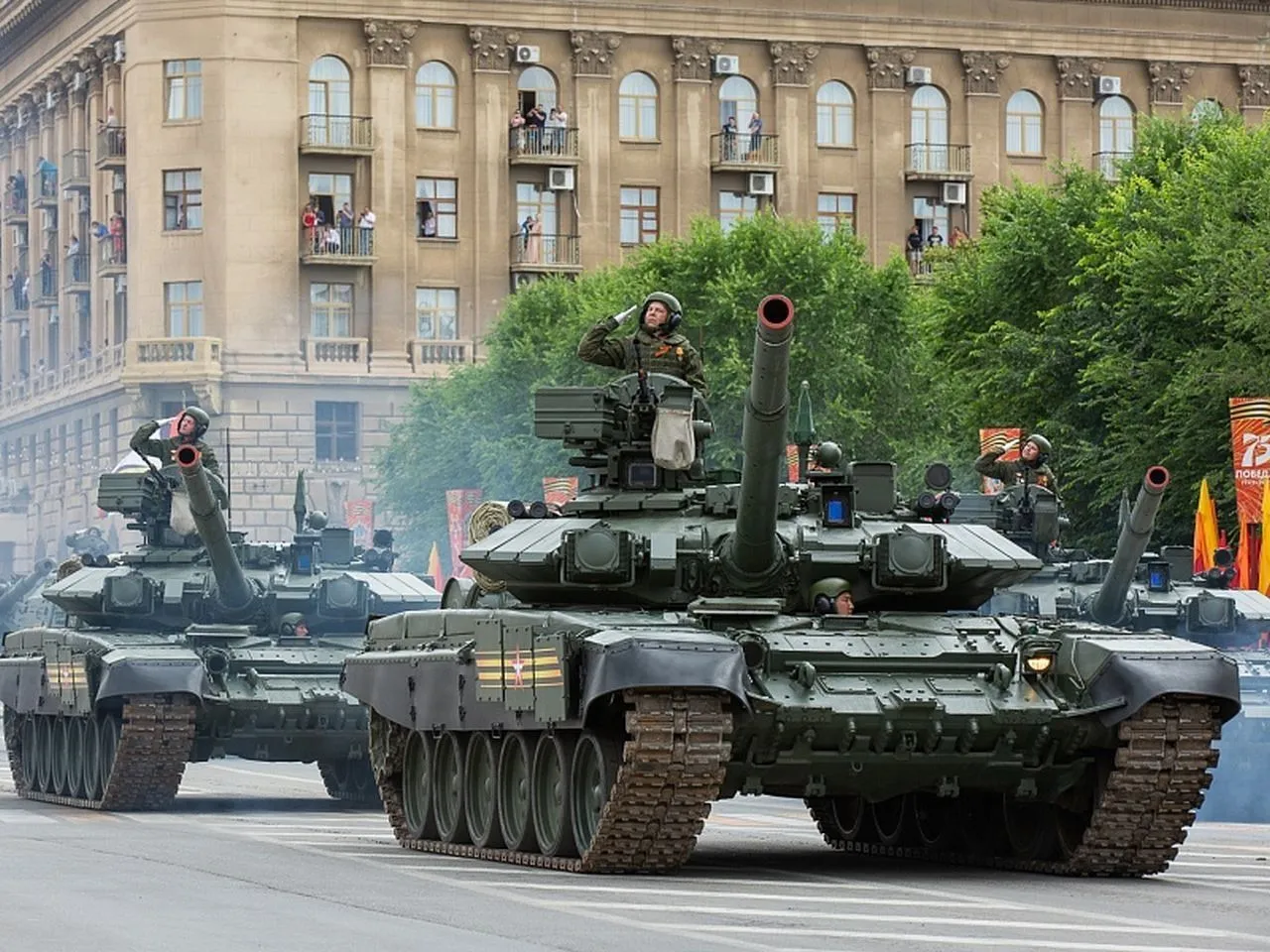 Парад Победы в Волгограде. Фото пресс-службы администрации Волгоградской области