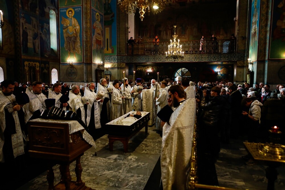 Похороны экс-губернатора Кузбасса Тулеева прошли в Кемерове