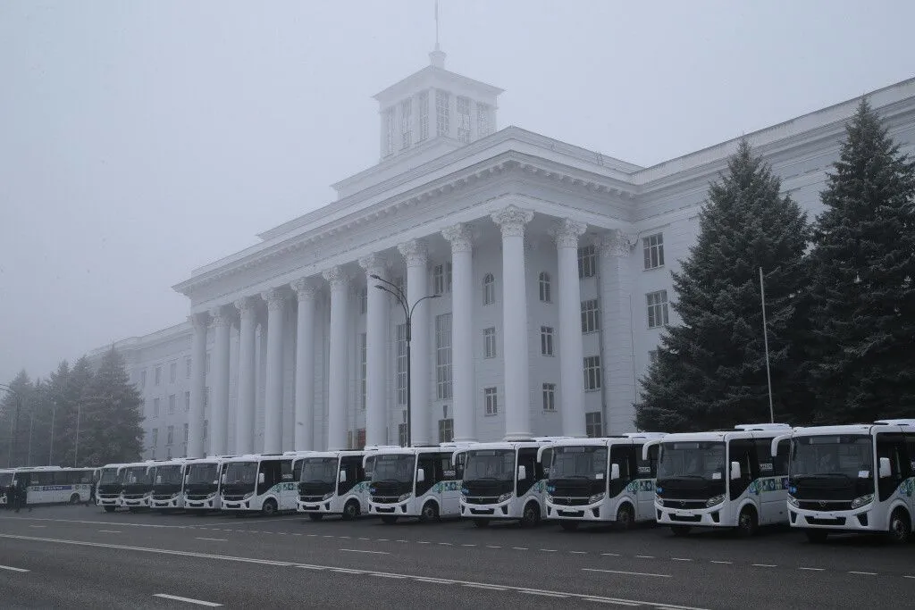 44 новых российских автобуса для пассажирских перевозок. Фото: пресс-службы главы и правительства КБР