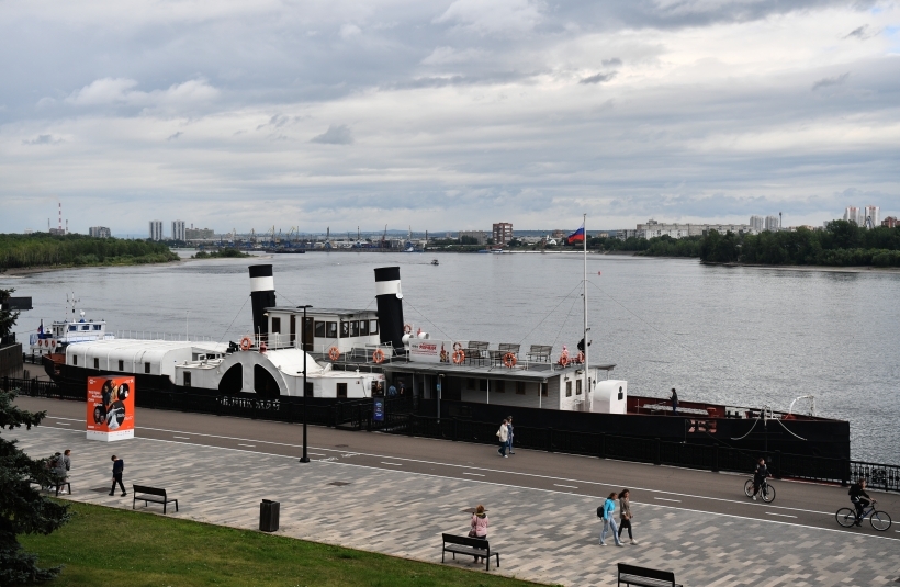 Пароход-музей Святитель Николай в Красноярске. Фото