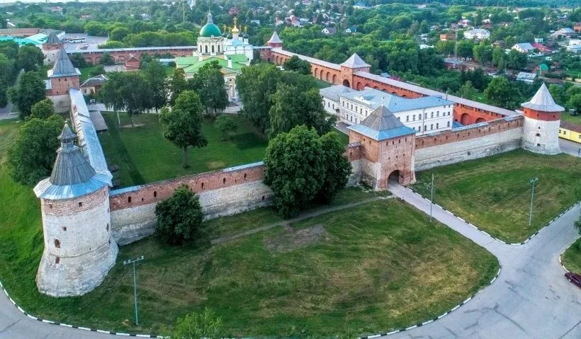 Зарайский кремль - самый маленький кремль в стране. Фото