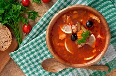 Солянка: классические рецепты и советы по приготовлению. Польза супа