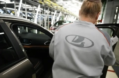 Власти обсуждают меры поддержки "АвтоВАЗу" на фоне снижения загрузки
