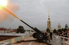 Полуденную стрельбу из пушки временно перенесут в Петропавловской крепости на другой бастион