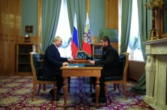 Путин встретился с Кадыровым, отметил его успехи в развитии Чечни