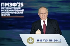 Путин: нельзя допустить срабатывания рисков стагнации или рецессии в экономике РФ