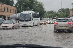 Месячная норма осадков выпала в отдельных районах Москвы за ночь и в утренние часы
