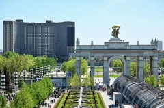 Реновация номеров отеля "Космос" в Москве начнется в 2026 году