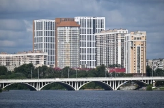 "Вторичка" в августе подешевела в региональных центрах и курортных городах