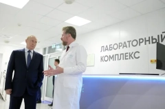 Путин ознакомился с работой лабораторий университета "Сириус"