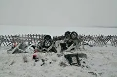 Два человека погибли при столкновении "скорой" и большегруза в Калужской области