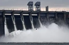 Красноярская ГЭС не будет увеличивать сброс воды до 11 июня