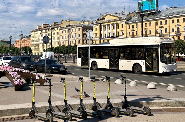 Кикшеринг вернулся на улицы Петербурга