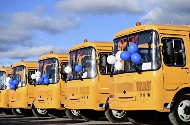 Омская область получила партию новых школьных автобусов