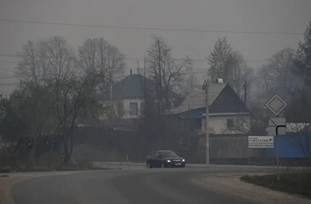 Владивосток затянуло дымом от природных пожаров в Китае и Приморье