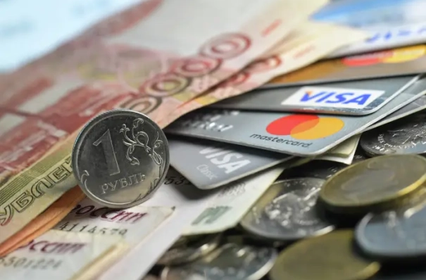 Госдума приняла закон об увеличении страхового возмещения до 2,8 млн руб. по безотзывным вкладам