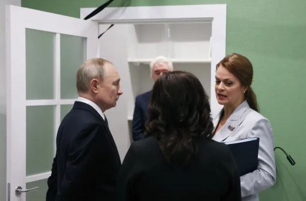 Перечень поручений президента по итогам встречи в фонде "Защитники Отечества" подготовят в сжатые сроки