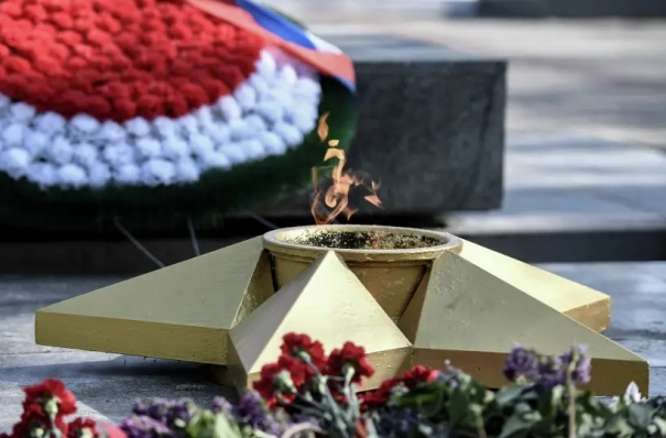 Объявленное перемирие подчеркивает готовность РФ к мирному урегулированию, является жестом доброй воли президента - Песков