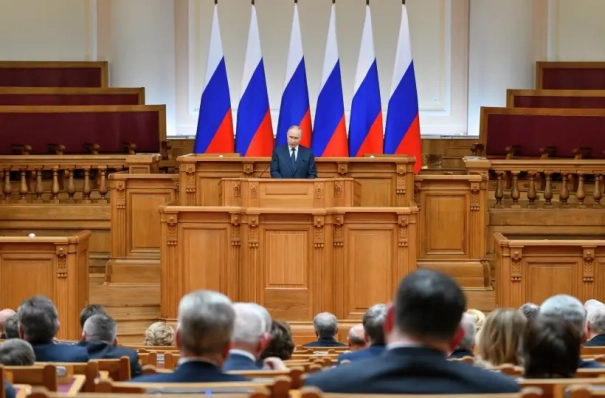 Участники СВО пополняют депутатский корпус на различных уровнях, таких парламентариев должно быть больше - Путин