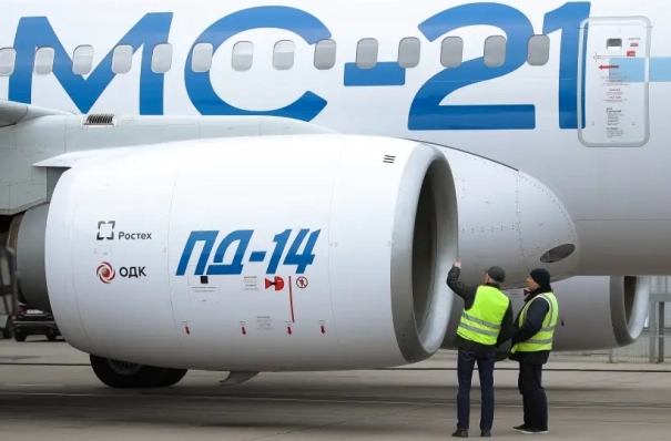 Первый полет полностью импортозамещенного МС-21 ожидается в августе - Чемезов