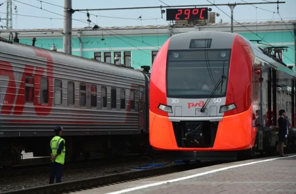 Электропоезд Томск-Новосибирск прекратит курсировать с августа