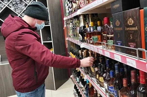 Полный запрет продажи алкоголя хотят ввести в эвенкийском селе на севере Иркутской области