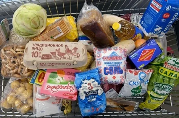 Мантуров: ситуация с ценами на продукты более-менее стабильная