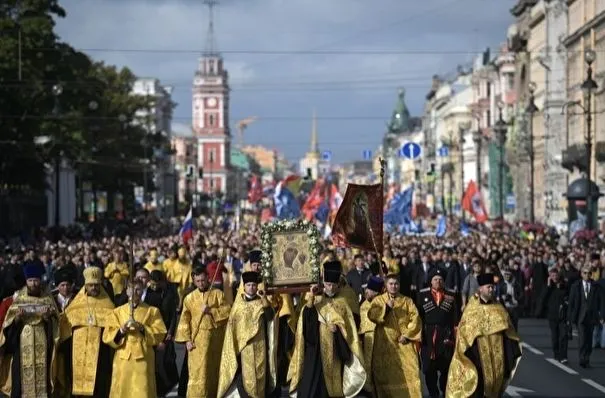 Большого крестного хода в память об Александре Невском не будет из-за коронавирусных ограничений - Смольный