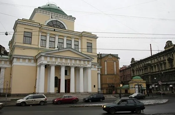 Новогодние поздравления для полярников на Полюсах соберут в Петербурге