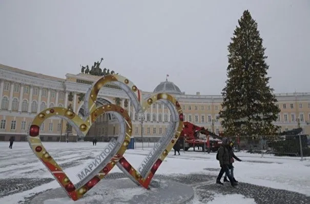 Горка с видом на Дворцовую площадь будет работать в Петербурге бесплатно