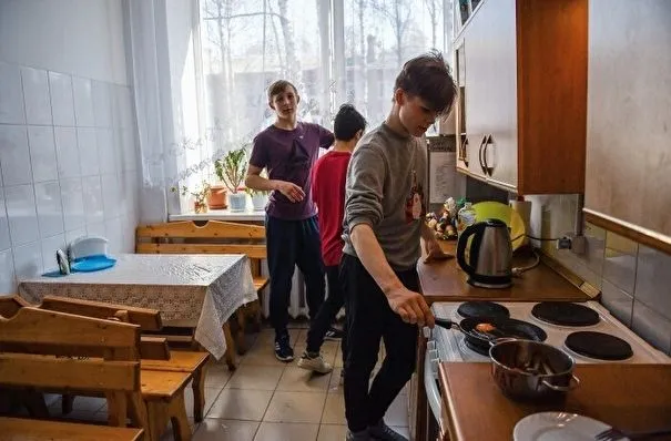 Сертификаты на жилье планируют выдавать детям-сиротам власти Магаданской области