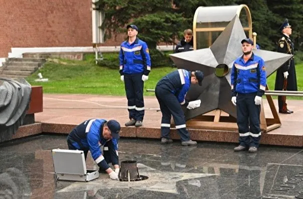 Вечный огонь в Александровском саду пройдет профилактику накануне Дня памяти и скорби