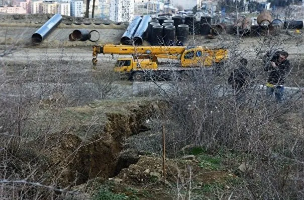 Оползень повредил водовод в Сочи