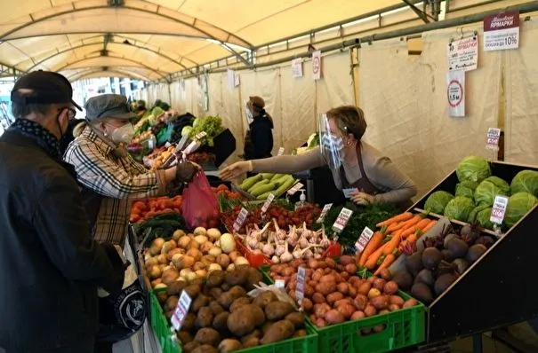 В Москве продлят работу ярмарок выходного дня