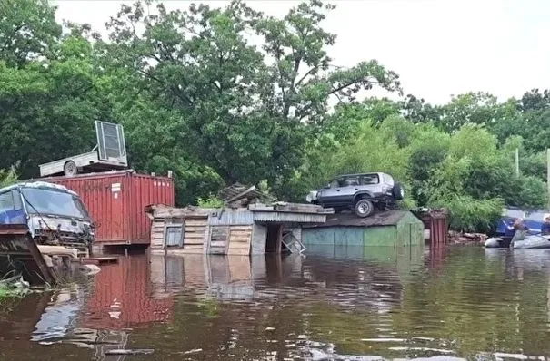 Девять населенных пунктов отрезаны от транспортного сообщения в Приморье