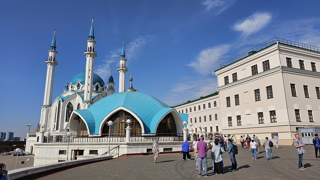 Туркомпаниям рекомендовано не принимать экскурсионные группы на время саммита в Казани. Фото. Казань. © Интерфакс