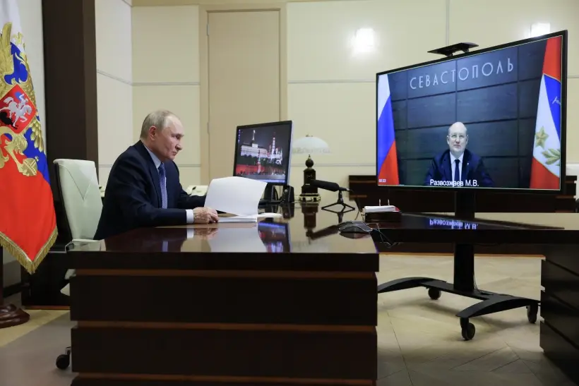 Путин поддержал намерение Развожаева пойти на выборы главы Севастополя в сентябре. Фото. © РИА Новости. Гавриил Григоров