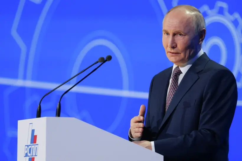 Путин: охлаждение экономики РФ неизбежно, но не должно быть излишним, нужно действовать аккуратно. Фото. © РИА Новости. Гавриил Григоров