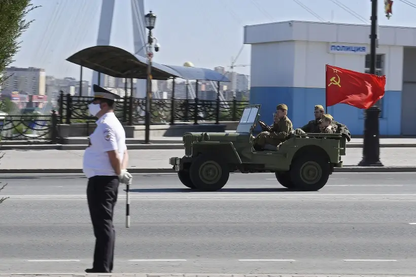 Власти рассматривают проведение парада Победы в Тюмени после перерыва. Фото. © РИА Новости.  Сергей Русанов