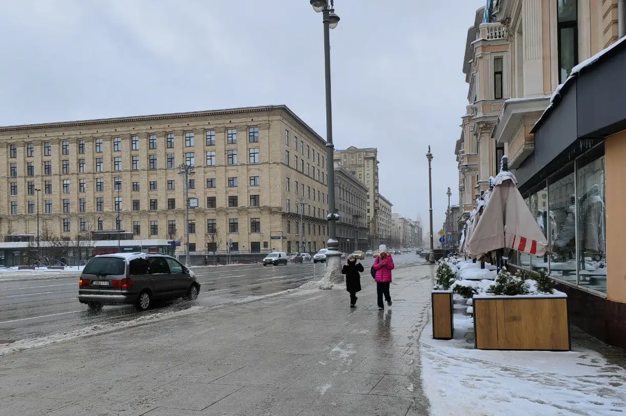 Снегопад в Москве продлится весь день