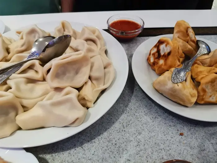 Жареные хинкали вкуснее или вареные - каждый выбирает для себя сам. Фото