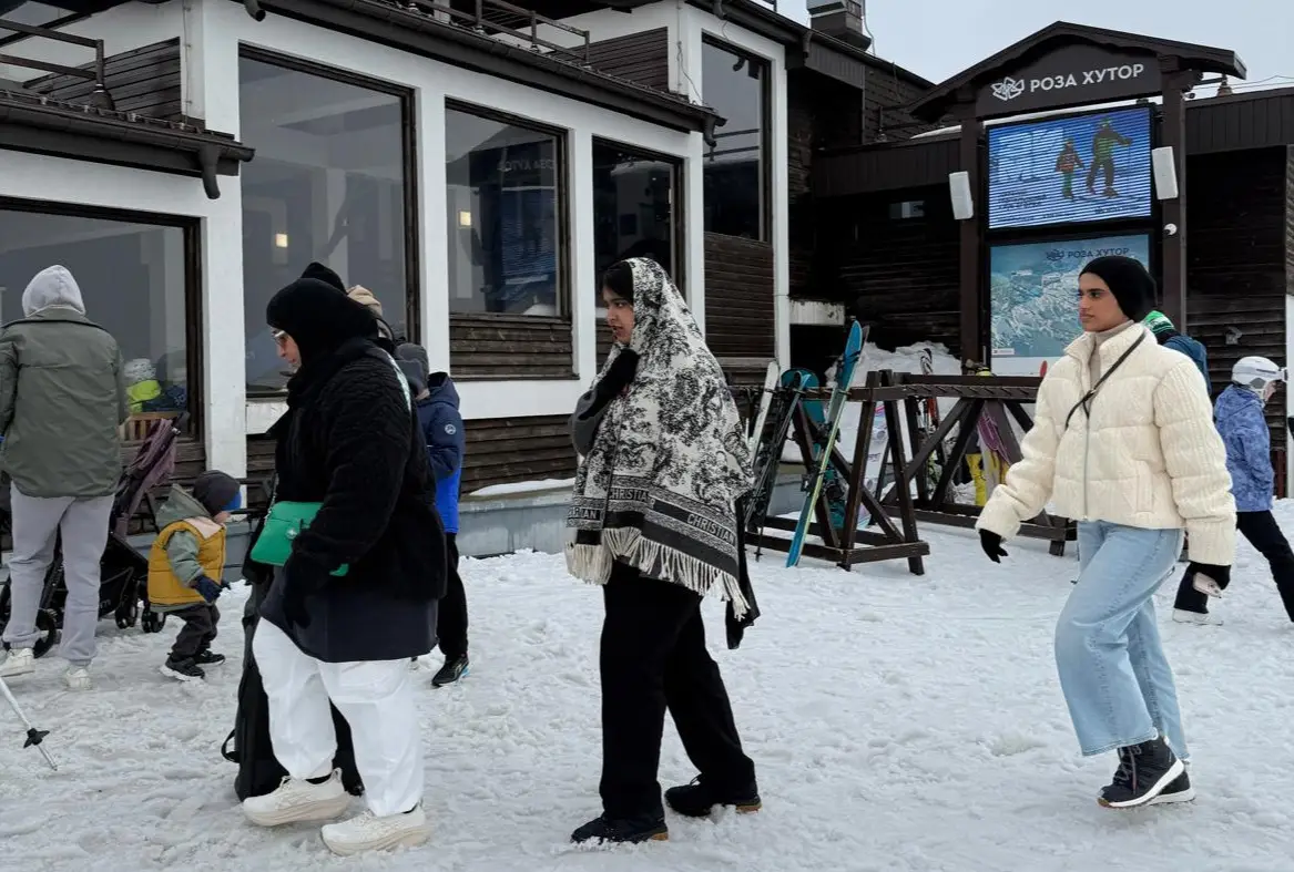 Курорт Роза Хутор в Сочи принял более 865 тысяч туристов в зимнем сезоне 2024/2025