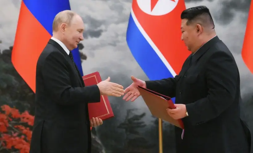 Путин рассчитывает на скорое продолжение прямых контактов с лидером КНДР - Лавров на встрече с Ким Чен Ыном. Фото. © РИА Новости. Кристина Кормилицына