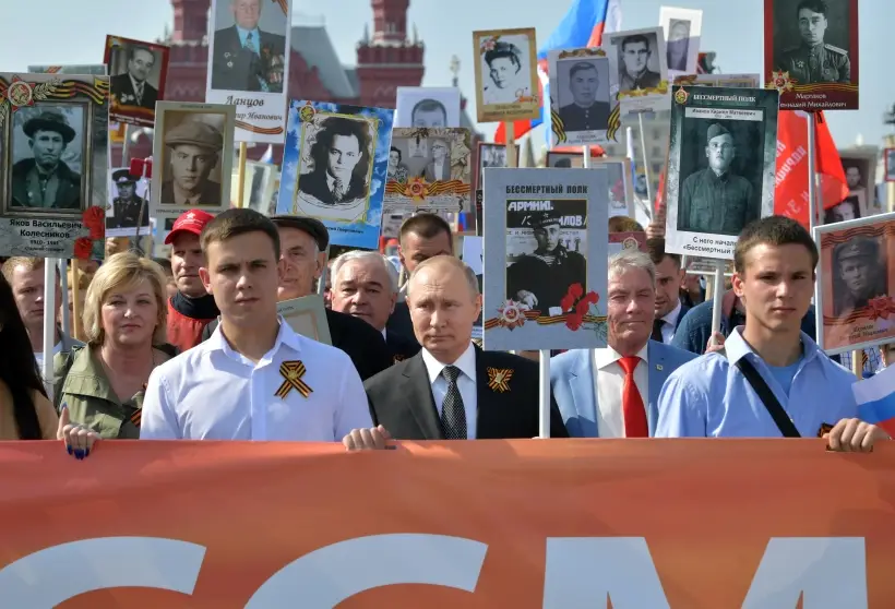"Бессмертный полк": как пройдет акция в 2025 году в России, история, как участвовать