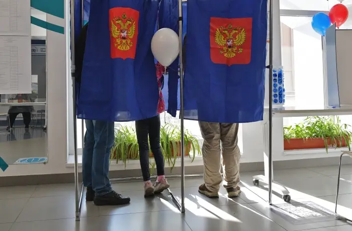 Шесть кандидатов выдвинулись на выборах губернатора Иркутской области. Фото. © РИА Новости. Александр Гальперин