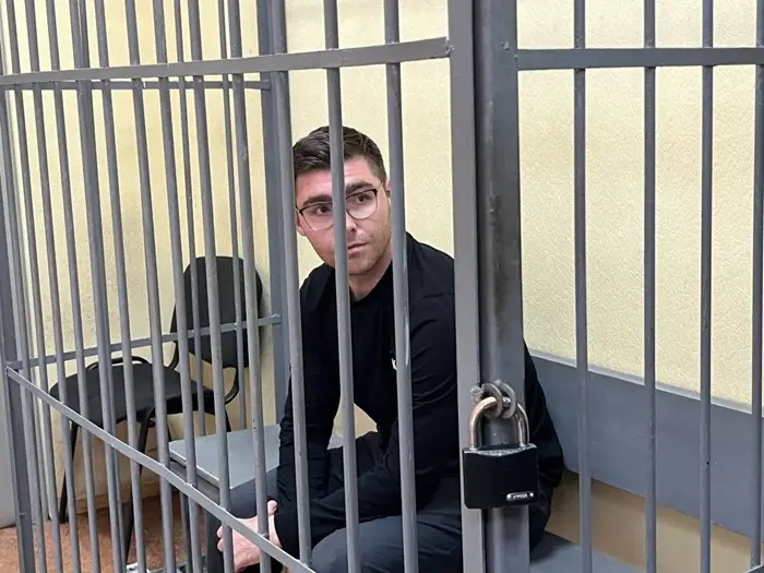 Суд в Екатеринбурге на два месяца продлил арест редактору Ura.ru Аллаярову. Фото. ©