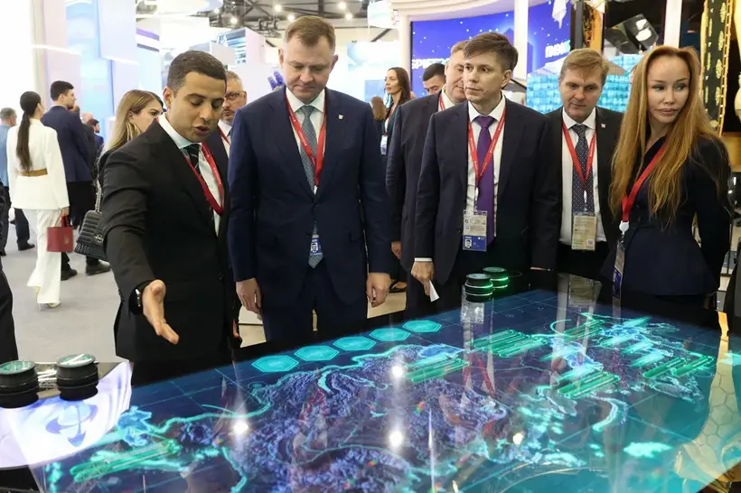 Ростовская область подписала на ПМЭФ-2025 соглашений почти на 210 млрд руб.. Фото. © Пресс-служба губернатора Ростовской области. Павел Сапрыкин