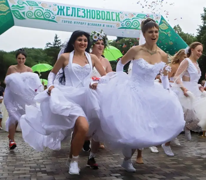 День семьи, любви и верности: как отмечать и что нельзя делать