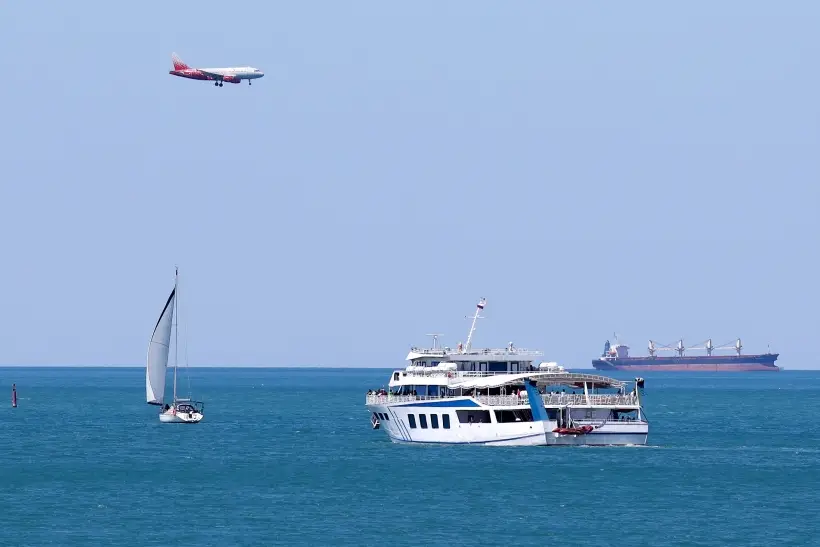 Роспотребнадзор:  вода в Черном море от Геленджика до границы с Абхазией соответствует нормам. Фото. © РИА Новости. Виталий Тимкив